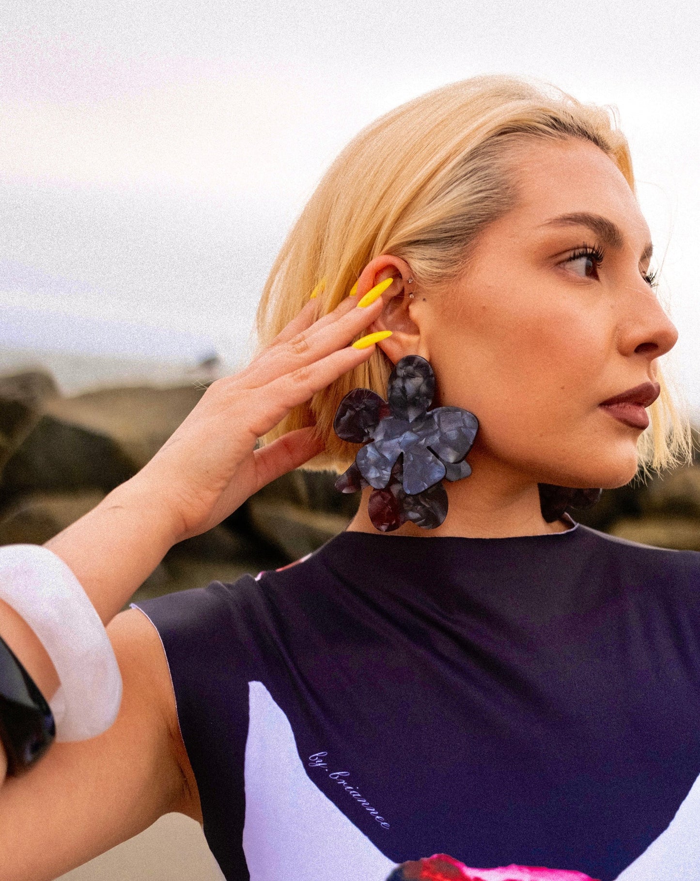 Onyx Flower Earring