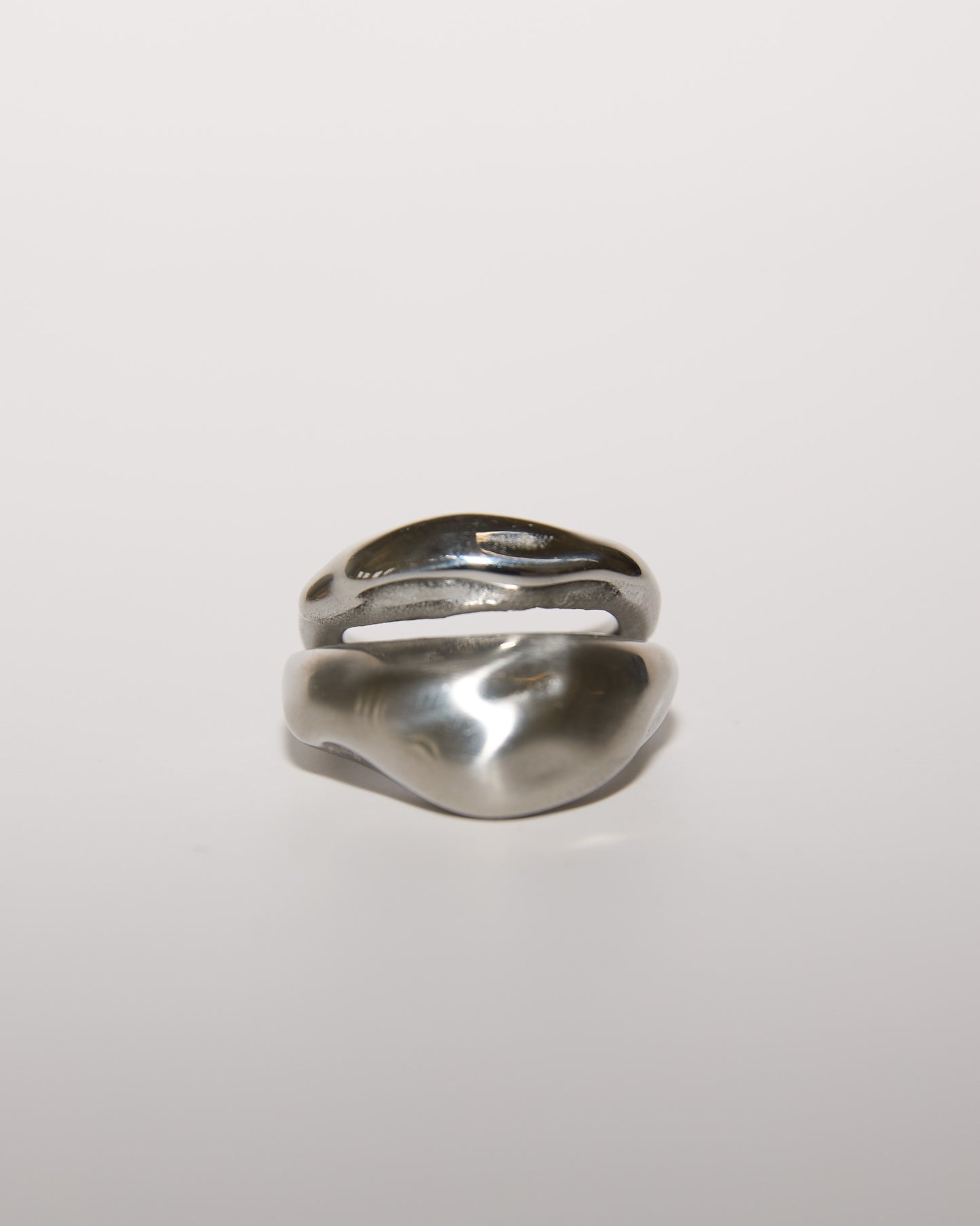 Ring 002